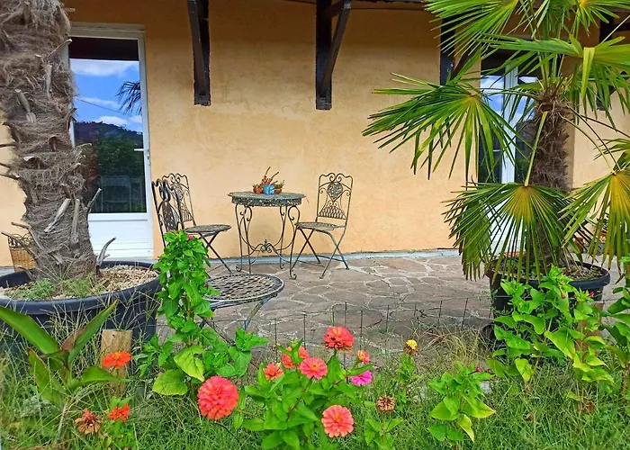 Villa Raphael